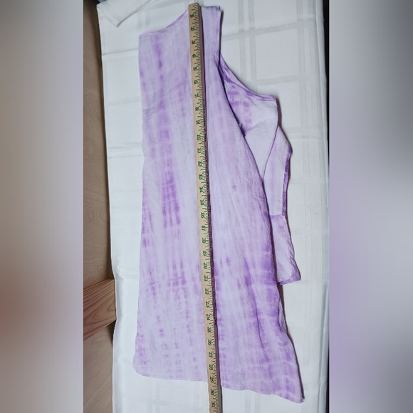 Avon Open Shoulder Blouse/Size L 12-14/Lightweight Purple Tie Dye Ruffle Sleeve - Picture 13 of 14